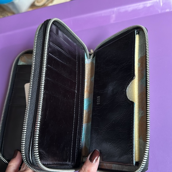 Hobo wristlet - Picture 3 of 4